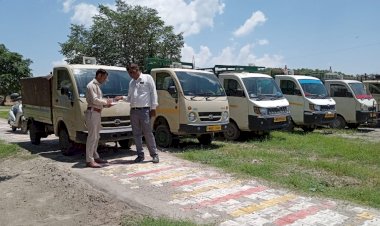 यमुना नदी मे अवैध रूप से कूड़ा डालने पर 80,000 जुर्माना