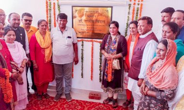 डा  बिन्दल ने कौलावाला भूड़ में आईटीआई भवन  बांध का भूमि पूजन किया