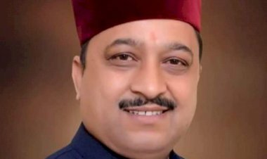 सिरमौर में पीएमजीएसवाई के तहत सड़कों के लम्बित कार्य सितंबर 2022 तक करें पूर्ण - सुरेश कश्यप