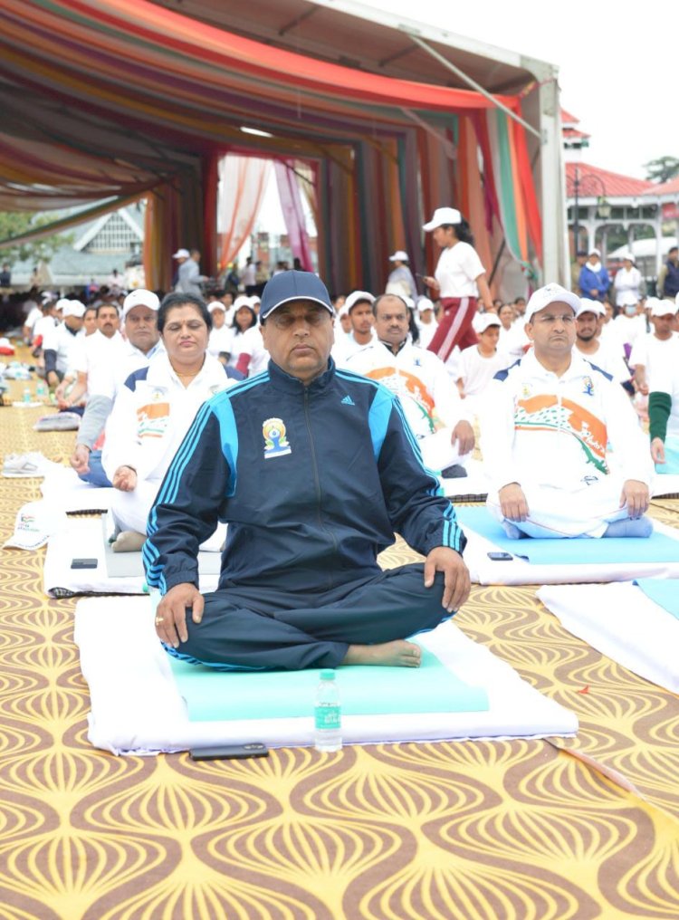 शरीर और मन को शांति प्रदान करता है योग: मुख्यमंत्री