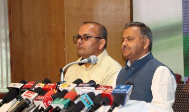 कांग्रेस विधायकों पर पार्टी छोड़ने के लिए भाजपा के बड़े नेता और मुख्यमंत्री डाल रहे दवाबः नरेश चौहान