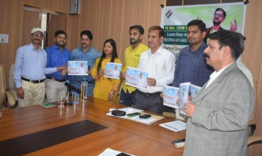 गायक दिलीप सिरमौरी के मतदान के लिए प्रेरित करने हेतु  गीत लांच किया