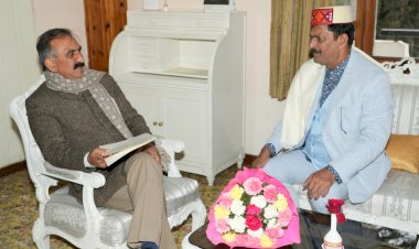 समीर रंजन दास ने मुख्यमंत्री से भेंट की मुख्यमंत्री को पुरुष एफआईएच हॉकी विश्व कप 2023 के लिए आमंत्रित किया