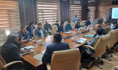 प्रदेश को 2025 तक हरित ऊर्जा राज्य बनाने के लिये ठोस प्रयास की आवश्यकता-राम सुभग सिंह