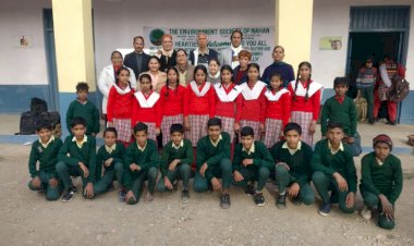 पर्यावरण समिति ने नौरंगाबाद उच्च विद्यालय में स्वच्छता जागरूकता पर कार्यक्रम आयोजित किया -विद्यालय को दी स्वच्छता किट