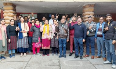 उपायुक्त कार्यालय कर्मचारी संघ ने ओपीएस बहाली के लिए मुख्यमंत्री व उपमुख्यमंत्री का जताया आभार