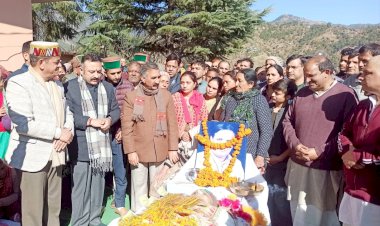 मुख्यमंत्री ने पूर्व मंत्री मनसा राम को श्रद्धांजलि दी