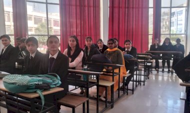 नेता जी के मूल्यों और सिद्धांतों पर हुई चर्चा -हिमाचल प्रदेश कॉलेज ऑफ लॉए काला अंब सुभाष चंद्र बोस की जयंती मनाई।