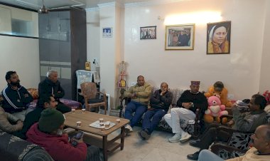 सफाई कर्मचारियों को आउट सोर्स पर नहीं पक्की नौकरी या दैनिक भोगी बनाया जाए : महर्षि वाल्मीकि समाज