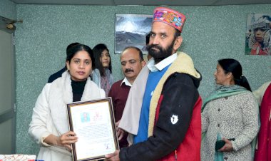 सतपाल व मीना कुमारी सूचना एवं जन सम्पर्क विभाग से सेवानिवृत्त