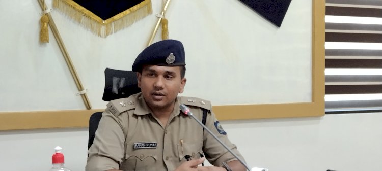 पुलिस ने राहगीर से 5 लीटर नजायज देशी शराब बरामद