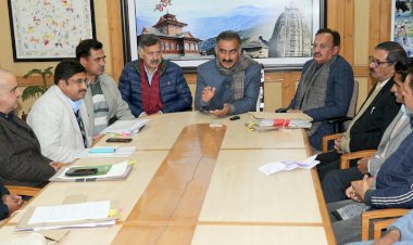 ट्रक ऑपरेटर यूनियन के प्रतिनिधिमण्डल ने मुख्यमंत्री से भेंट की