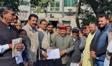 भाजपा सरकार द्वारा खोले गए संस्थानों को बंद करने पर जनता में भारी रोष