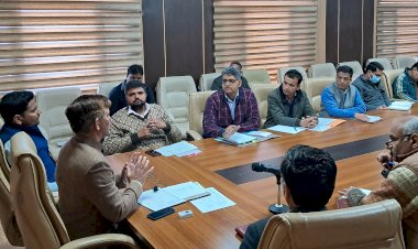 जल्द निपटाएं फारेस्ट क्लीयरेंस मामले, ताकि बाधित न हों विकास कार्य-उपायुक्त