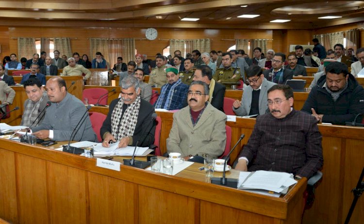 विधायक भविष्य की चुनौतियों के अनुरूप प्रस्तुत करें अपनी योजनाएं: मुख्यमंत्री