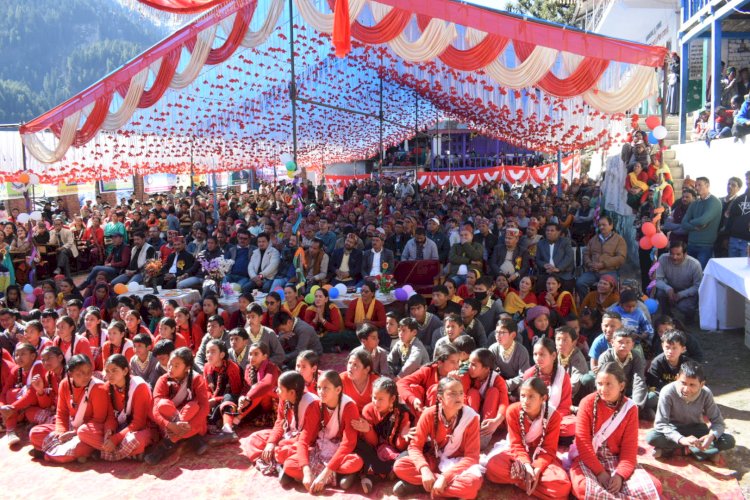 सीपीएस ने की राजकीय बरिष्ठ माध्यमिक विद्यालय  बरशैणी में वार्षिक पारितोषिक समारोह की अध्यक्षता ।