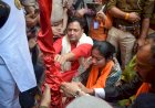 जिलाधीश ने दियोटसिद्ध में पूजा-अर्चना और झंडा रस्म के साथ किया चैत्र मास मेलों का उदघाटन