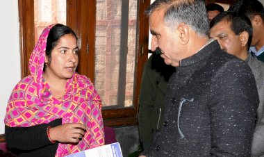 मस्कुलर डिस्ट्रॉफी से पीड़ित बच्चे के उपचार के लिए वित्तीय सहायता