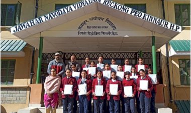 जवाहर नवोदय विद्यालय की 10वीं व 12वीं की छात्राओं को विज्ञान ज्योति कार्यक्रम के तहत मिल रही विशेष सुविधाएँ