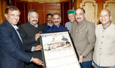 मुख्यमंत्री ने  भारत स्काउट्स एंड गाइड्स  का कलैण्डर जारी किया