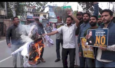 राहुल गांधी के समर्थन में सड़कों पर उतरी युवा कांग्रेस..... नाहन में में फूंका प्रधानमंत्री का पुतला