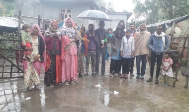 झुग्गी बस्ती में बताया पोषण का महत्व