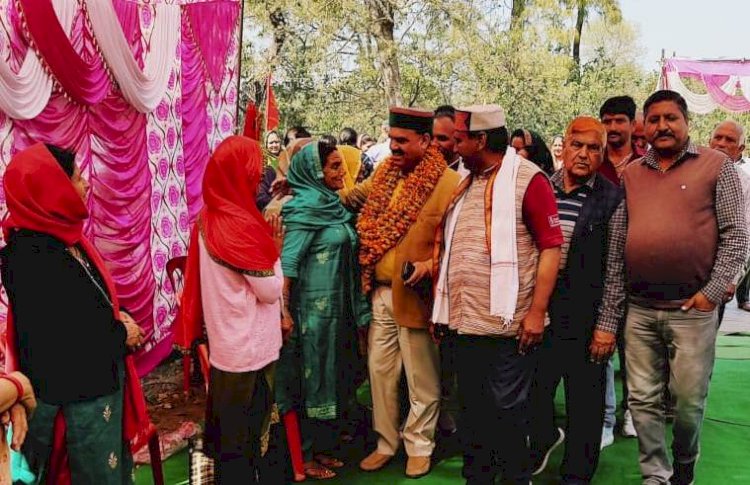 धार्मिक पर्यटन की दृष्टि से विकसित किया जाएगा बड़सर विस क्षेत्र समैला में मूर्ति स्थापना समारोह के दौरान विधायक इंद्र दत्त लखनपाल ने दी जानकारी