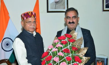 राज्यपाल ने पौधरोपण कर मनाया जन्मदिवस.....मुख्यमंत्री ने राज्यपाल को दी जन्मदिवस की बधाई