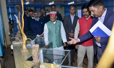 राज्यपाल ने क्षेत्रीय बागवानी अनुसंधान केंद्र मशोबरा का दौरा किया........ किसानों को प्राकृतिक खेती अपनाने के लिए जागरूक करें वैज्ञानिक: राज्यपाल