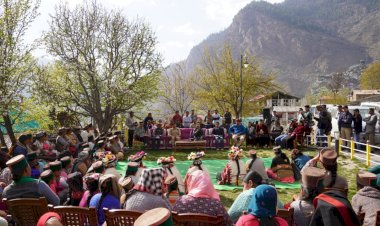 एनसीएसटी आयोग का मुख्य उद्देश्य जनजातीय लोगों की समस्याओं का निवारण करना है -............एनसीएसटी आयोग की सचिव ने सांगला में स्थानीय लोगों के साथ किया संवाद