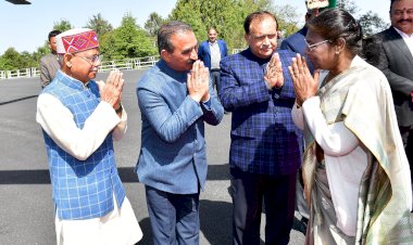 राष्ट्रपति को दी गई गरिमापूर्ण विदाई.......