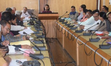 महिला पुलिस थाने के साथ पेंशनर्स होम के लिए जमीन तलाशने के  निर्देश दिए