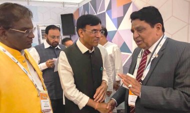 स्वास्थ्य मंत्री ने एडवांटेज हेल्थकेयर इंडिया के छठे संस्करण में भाग लिया