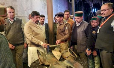 उप-मुख्यमंत्री ने आईजीएमसी में घटनास्थल का दौरा किया