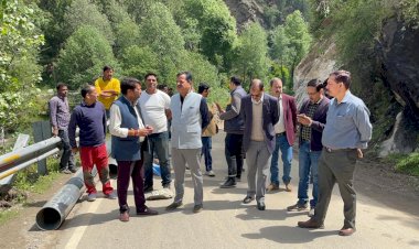 सीपीएस सुंदर सिंह ठाकुर  ने किया खलाड़ा नाले का दौरा..... जल शक्ति विभाग को दिये पेयजल आपूर्ति सुनिश्चित बनाने  के निर्देश.....