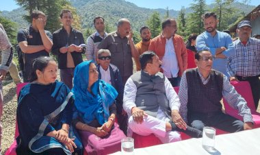 उप मुख्यमंत्री ने  निर्माणाधीन  निरीक्षण कुटीर  की  कार्य प्रगति का लिया जायजा..... एक साल के भीतर  निर्माण कार्य पूर्ण करने के दिए निर्देश....