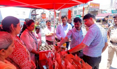 प्रियतु मंडल ने पंचायती विभाग के अधिकारियों के साथ की बैठक.... अधिकारियों को सभी कार्य आनलाईन  करने के दिए निर्देश......