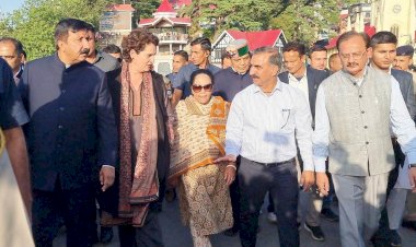 प्रियंका गांधी ने मुख्यमंत्री के साथ ऐतिहासिक माल रोड का भ्रमण किया