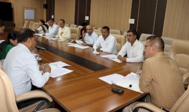 बाल कल्याण और बाल संरक्षण हेतु सभी विभाग मिलकर कार्य करें......  सुमित खिमटा