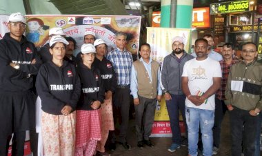 सड़क सुरक्षा अभियान के अतंर्गत परिवहन विभाग ने जन जागरूकता कार्यक्रम.... सूचना एंव जन संपर्क विभाग के कलाकारों ने नुक्क्ड़ नाटक व गीत संगीत से लोगों को किया जागरूक.......