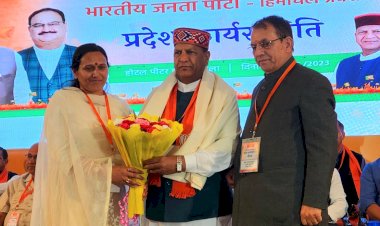 केंद्र में 450 सांसदों वाली कांग्रेस आज........ 40 पर सिमट गई : बिंदल .... कांग्रेस ने छल, कपट और मायाजाल से भाजपा को सत्ता से बाहर किया.....