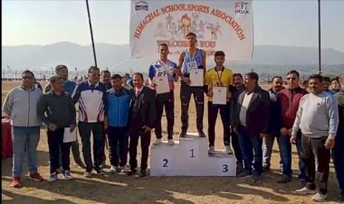 राष्ट्र स्तरीय प्रति योगि ता में ........करि यर एकेडमी नाहन के छात्र का हुआ चयन....