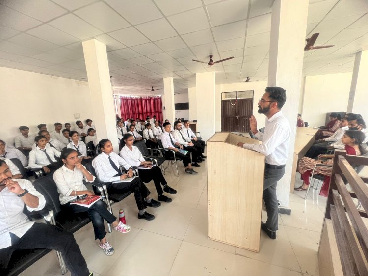 हिमाचल प्रदेश लॉ, कॉलेज, कालाअंब  में  ...... मणिपुर के संदर्भ में भारत की आंतरिक सुरक्षा विषय पर विधि विभाग में एक परिचर्चा  का आयोजन......