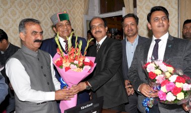 चिकित्सकों ने पेन डाउन हड़ताल वापिस लेने की घोषणा की.... मुख्यमंत्री के साथ आयोजित बैठक में लिया निर्णय.....