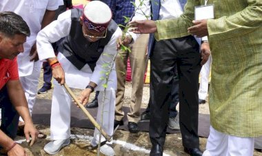 संरक्षित एवं संतुलित विकास पर बल दिया.... राज्यपाल ने उत्तर क्षेत्र पर्यावरण कार्यशाला का उद्घाटन किया....