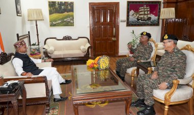 राज्यपाल से,,,,,,, थल सेना अध्यक्ष जनरल मनोज पांडे ने भेंट की,,,,,,,