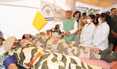 राज्यपाल ने... रक्तदान शिविर का किया शुभारम्भ....