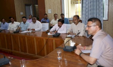 उद्योगों की समस्यायें का निपटारा करना विभागों का दायित्व-सुमित खिमटा