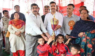 तारादेवी शगीन संपर्क सड़क को रामपुर क्योंथल सड़क से जोड़ने के लिए किया जाएगा जमीन का अधिग्रहण...  विक्रमादित्य ..विजेता टीमों को पारितोषिक देकर किया सम्मानित....