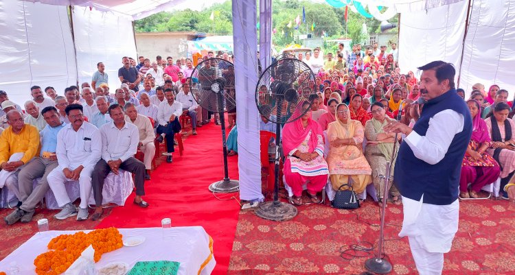 सर नाले के...... तटीकरण से करीब चार दशक पुरानी मांग हुई पूरी........ मुकेश अग्निहोत्री 7.22 करोड़ की लागत से होगा तटीकरण, 158 हैक्टेयर भूमि कटाव रुकेगा.....